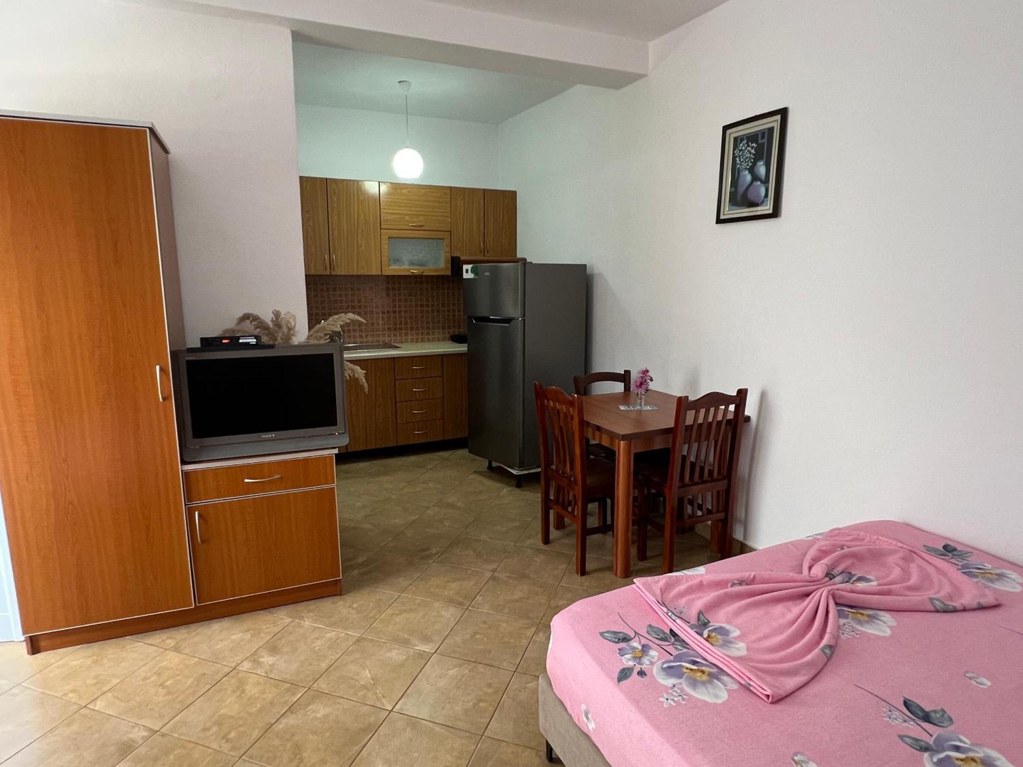 Armando Home Vlore Exterior photo
